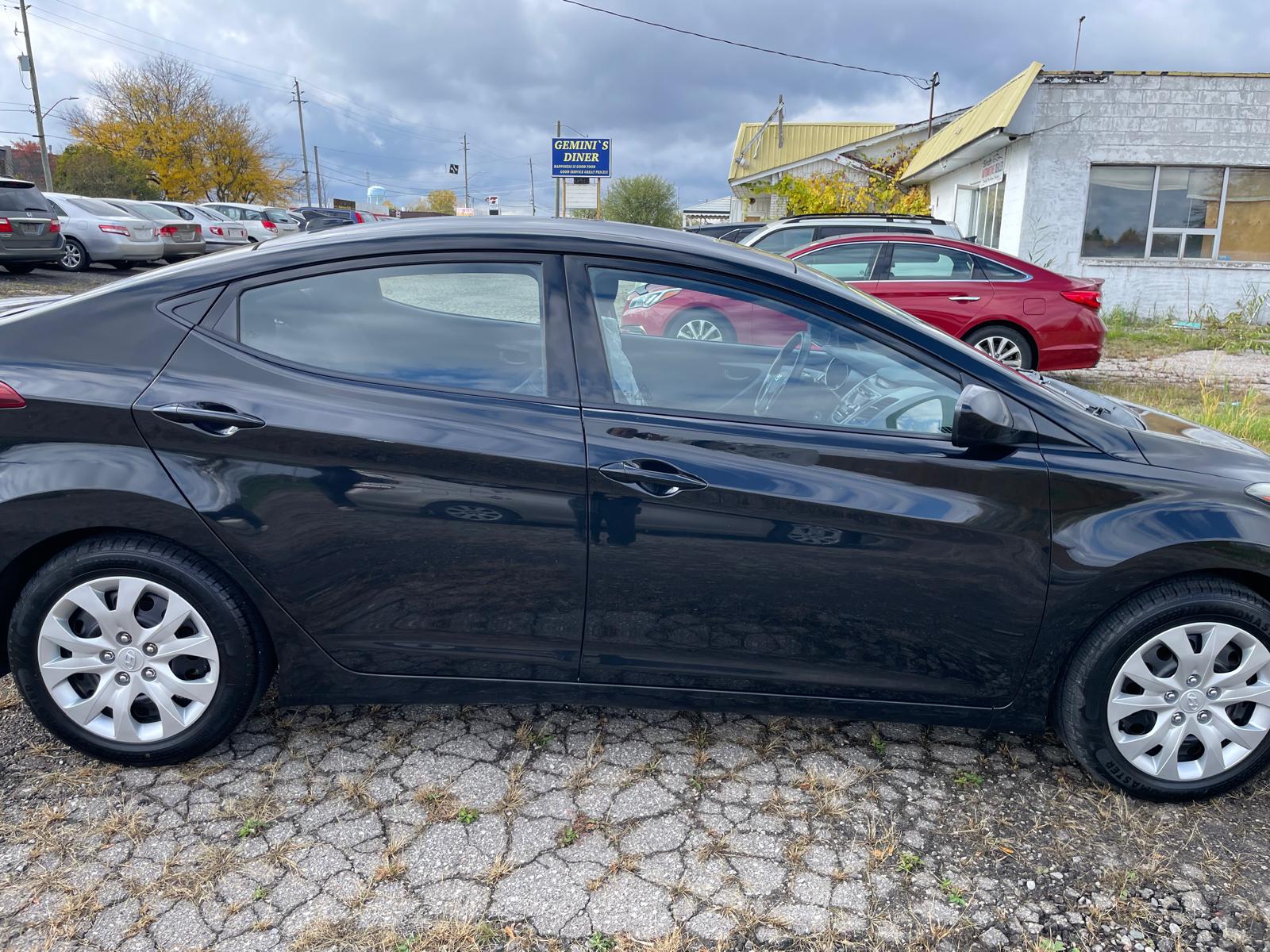 2016 HYUNDAI ELENTRA GL
